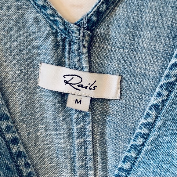 RAILS Size M Parker Romper blue chambray - Picture 3 of 7